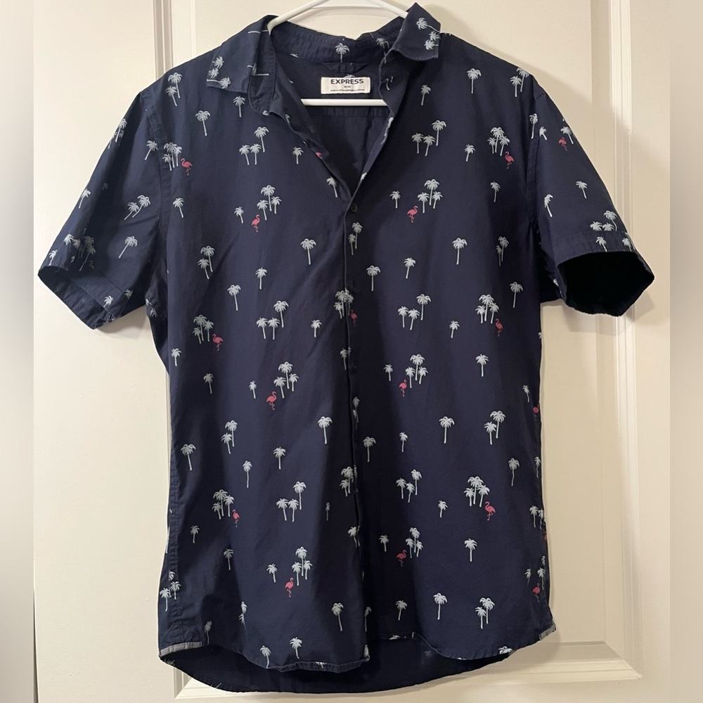 Express Men’s Short Sleeve Button Down Shirt Palm Tree and Flamingo Print Size M